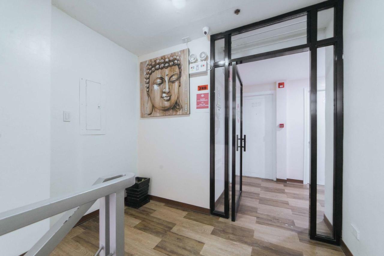 Reddoorz Plus Near Sm Lanang Davao Экстерьер фото