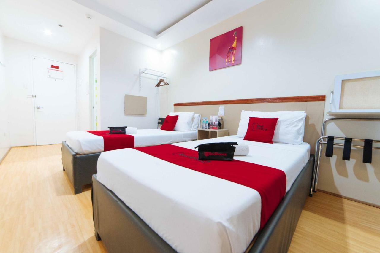 Reddoorz Plus Near Sm Lanang Davao Экстерьер фото