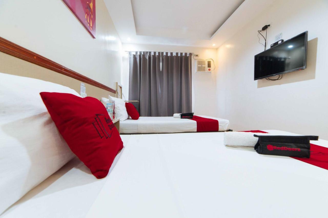 Reddoorz Plus Near Sm Lanang Davao Экстерьер фото